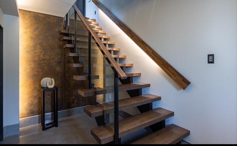 仕事の質と実績が認められ、メーカー/商社とのタイアップ案件多数